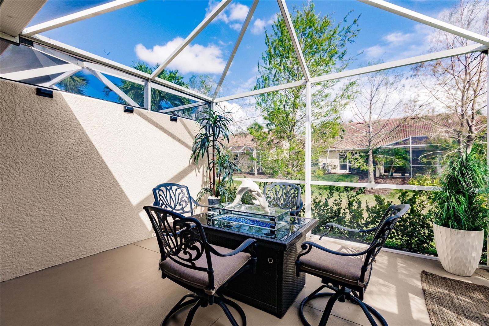 Image 29 of 30 For 323 Monaco Drive 10