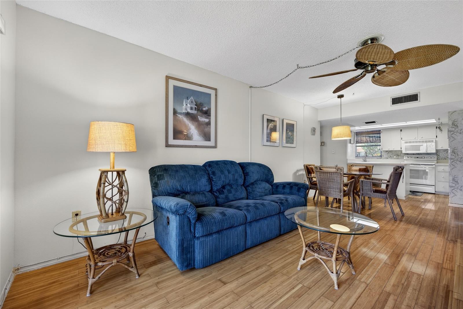 Image 7 of 36 For 1461 Aqui Esta Drive B3