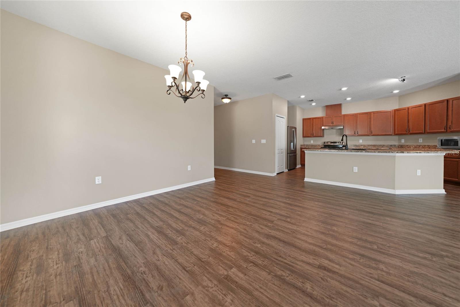 Image 7 of 33 For 10147 Winding River Road