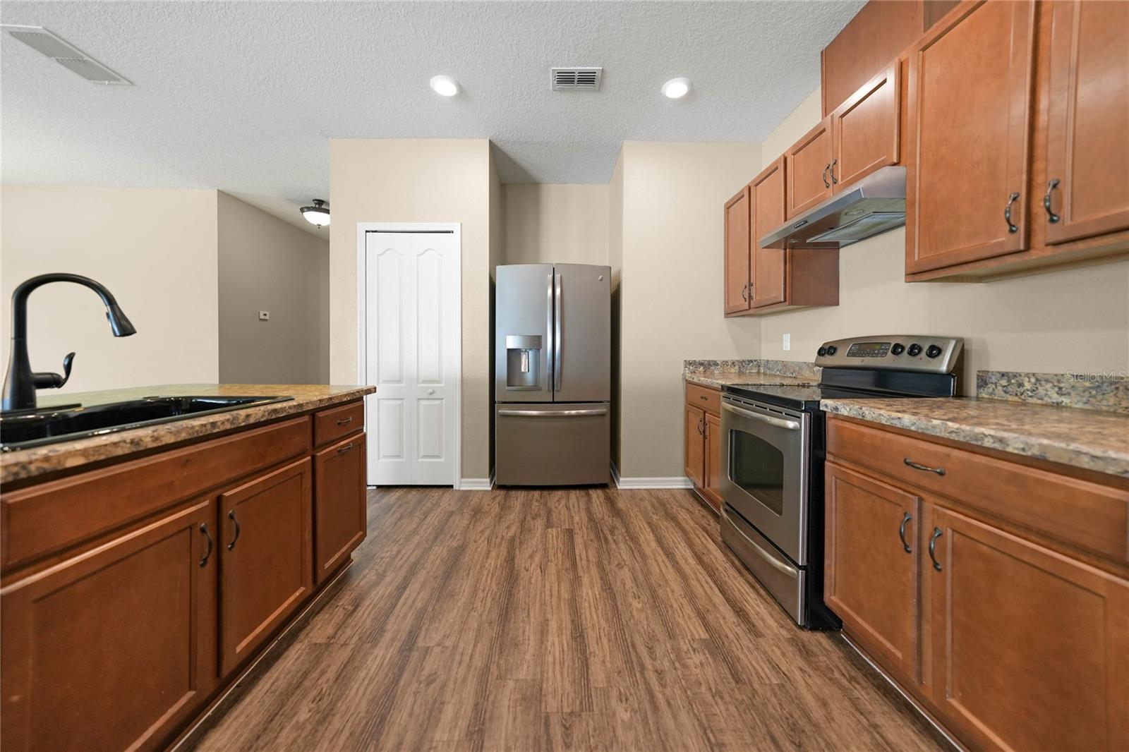 Image 8 of 33 For 10147 Winding River Road