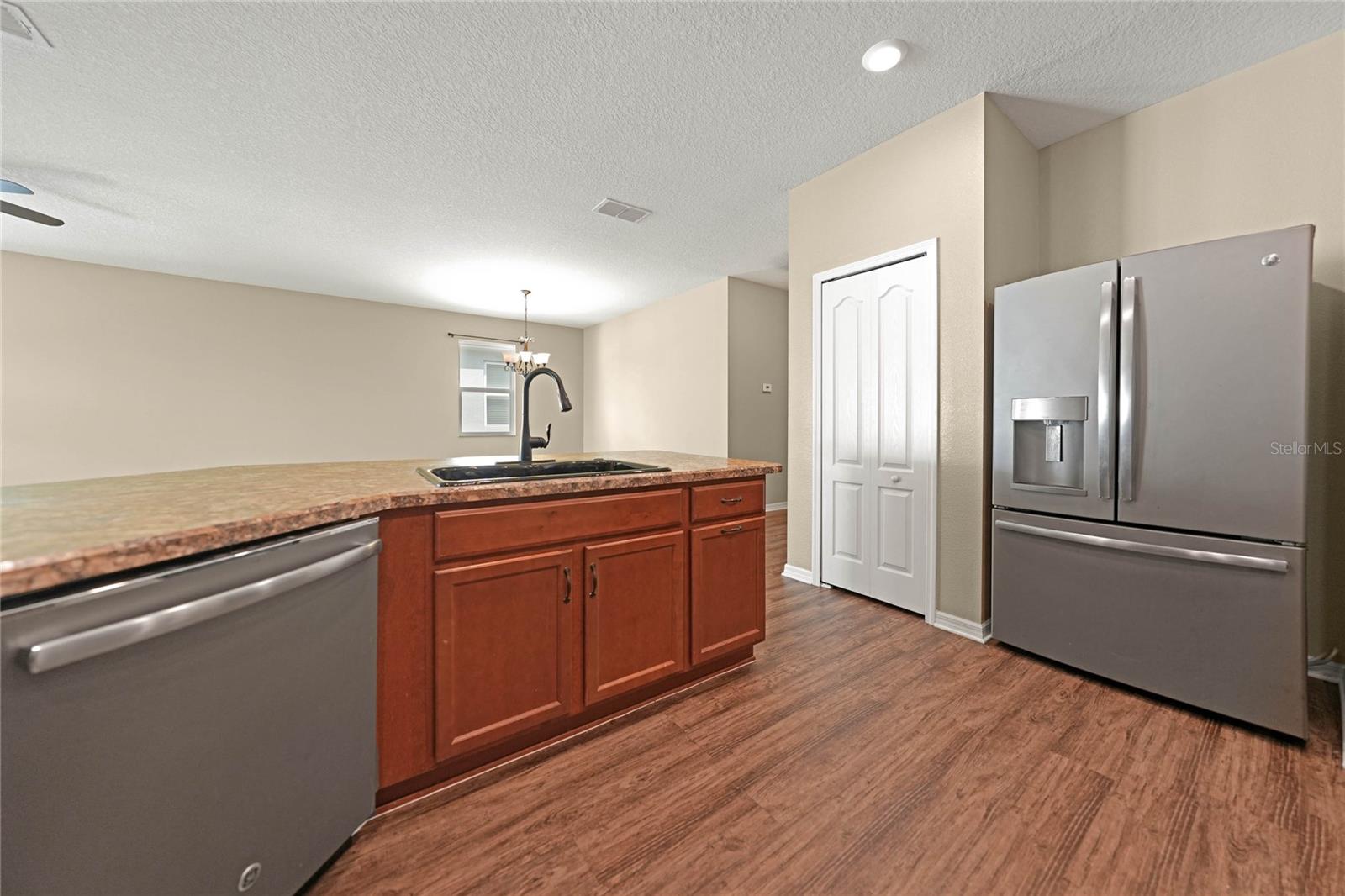 Image 9 of 33 For 10147 Winding River Road