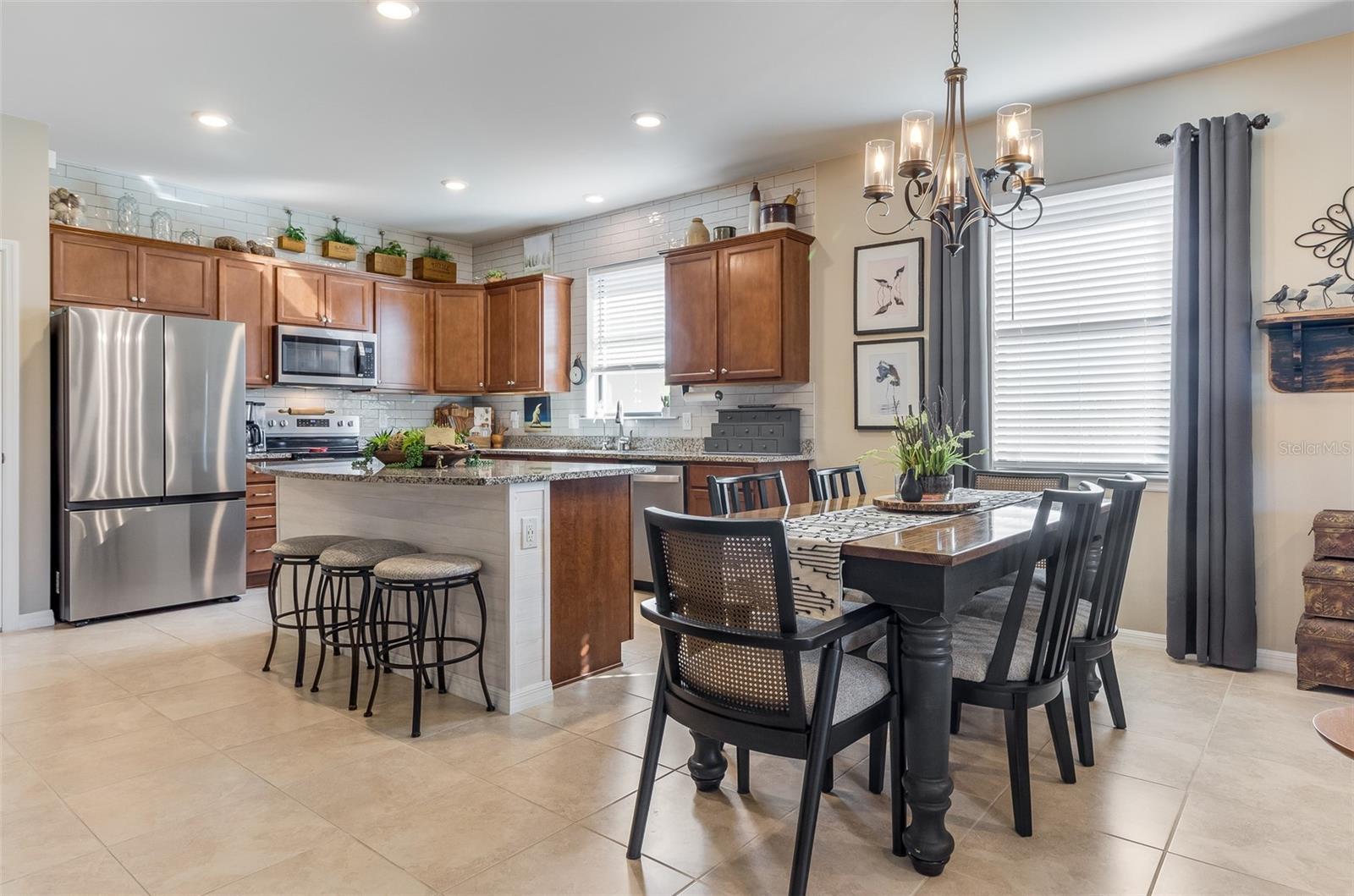 Image 16 of 46 For 2647 Marton Oak Boulevard