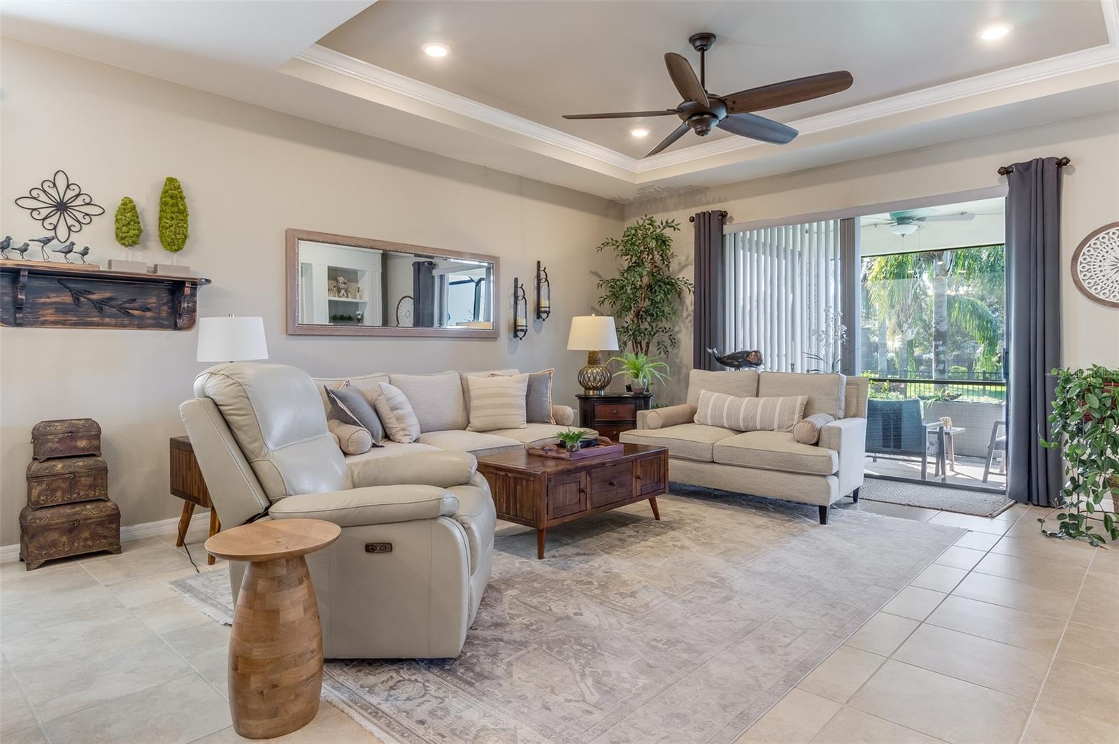 Image 18 of 46 For 2647 Marton Oak Boulevard