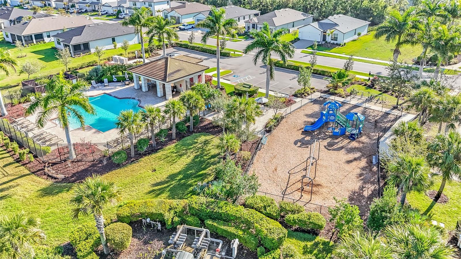 Image 44 of 46 For 2647 Marton Oak Boulevard