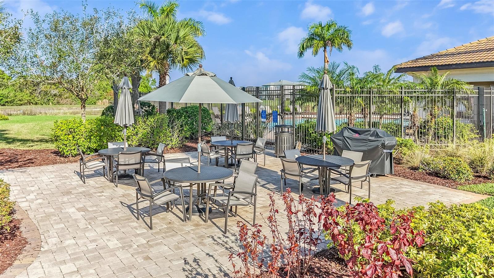 Image 46 of 46 For 2647 Marton Oak Boulevard