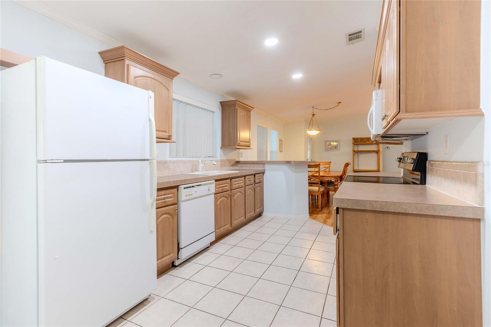 Image 11 of 25 For 2100 Kings Highway 437