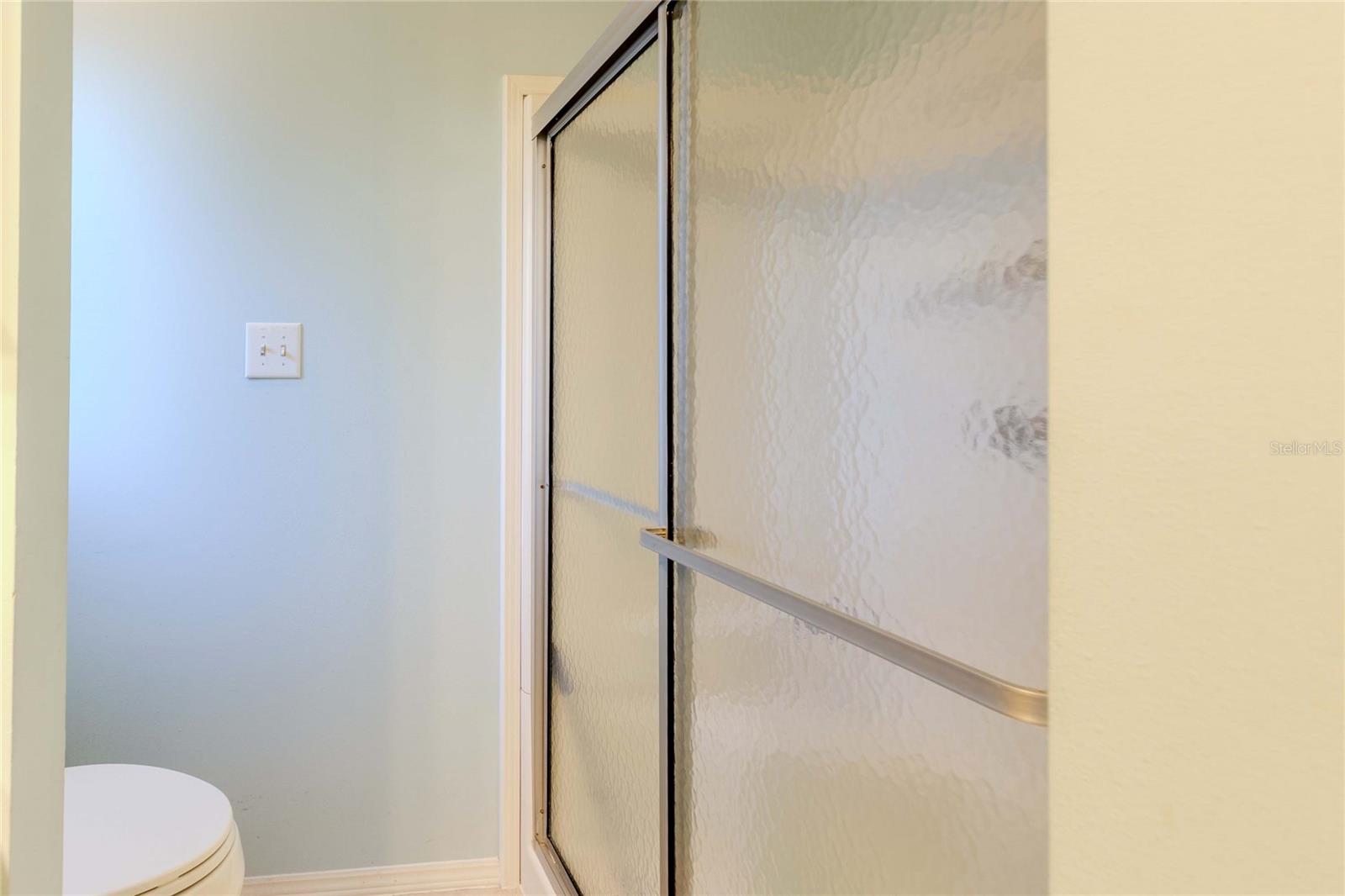 Image 19 of 25 For 2100 Kings Highway 437