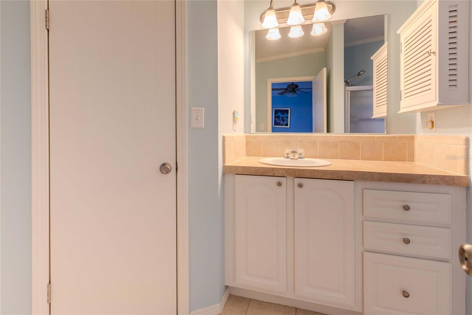 Image 21 of 25 For 2100 Kings Highway 437