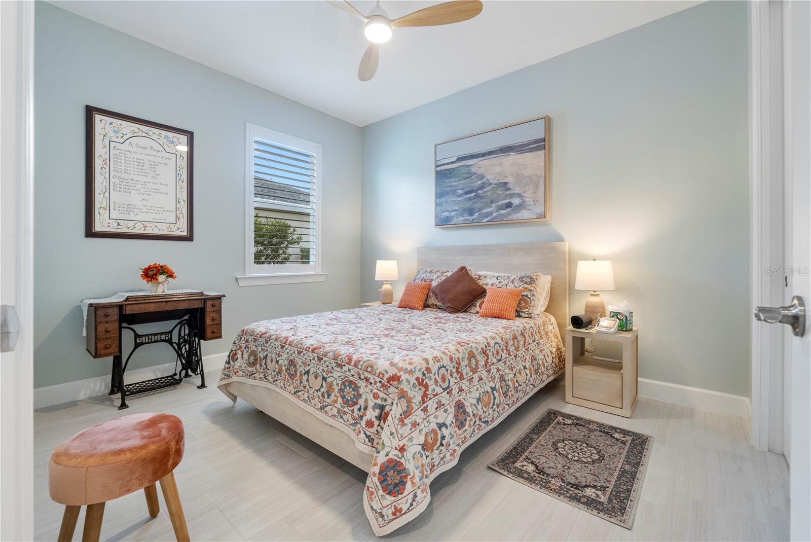 Image 16 of 83 For 15877 Shoreline Drive