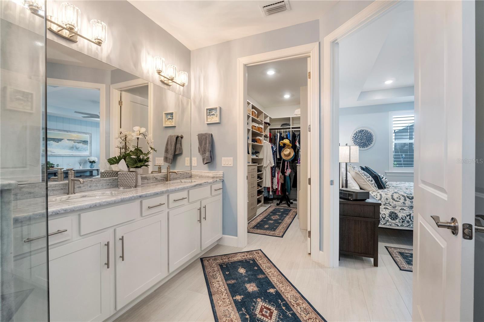 Image 30 of 83 For 15877 Shoreline Drive