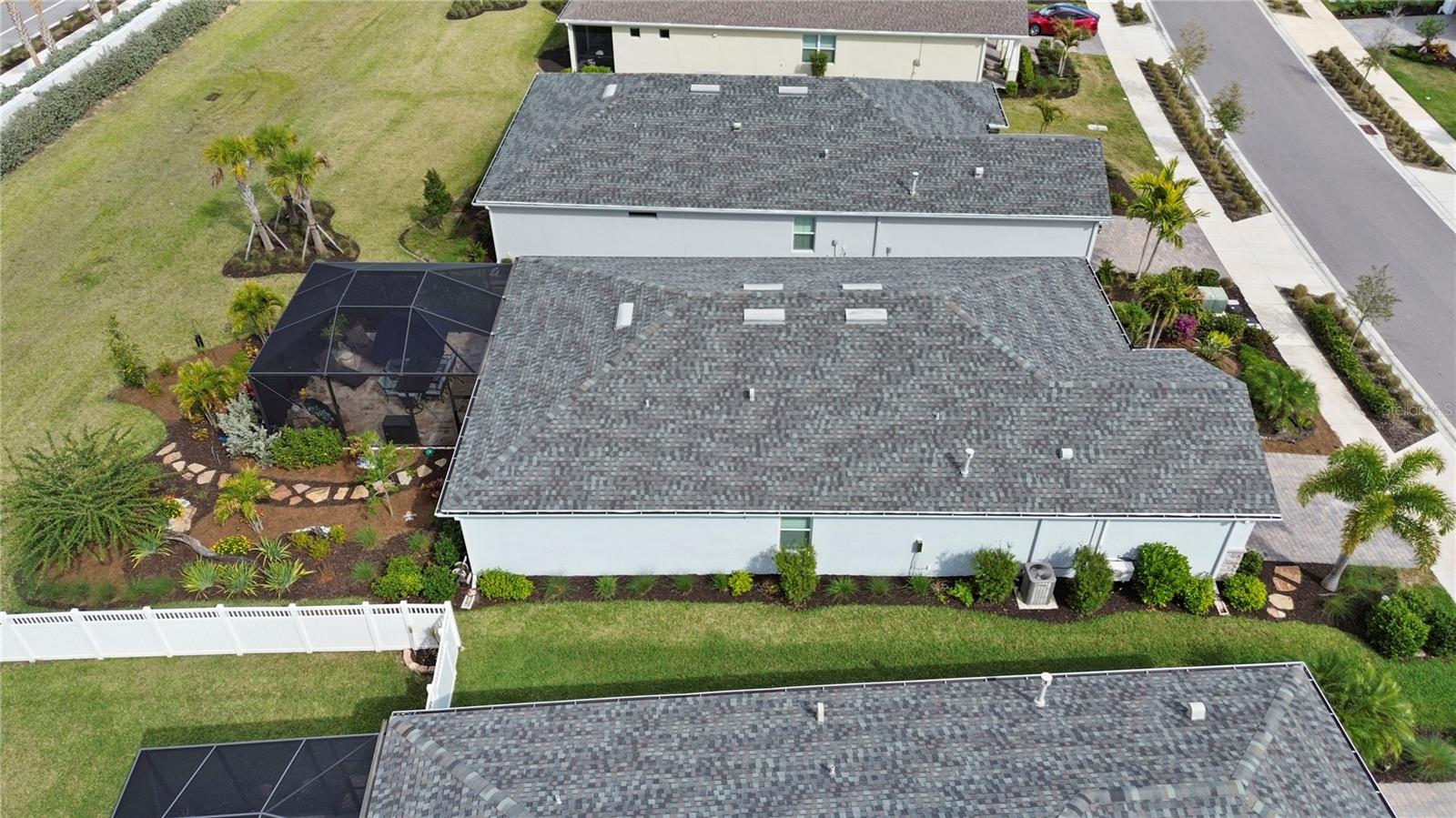 Image 40 of 83 For 15877 Shoreline Drive