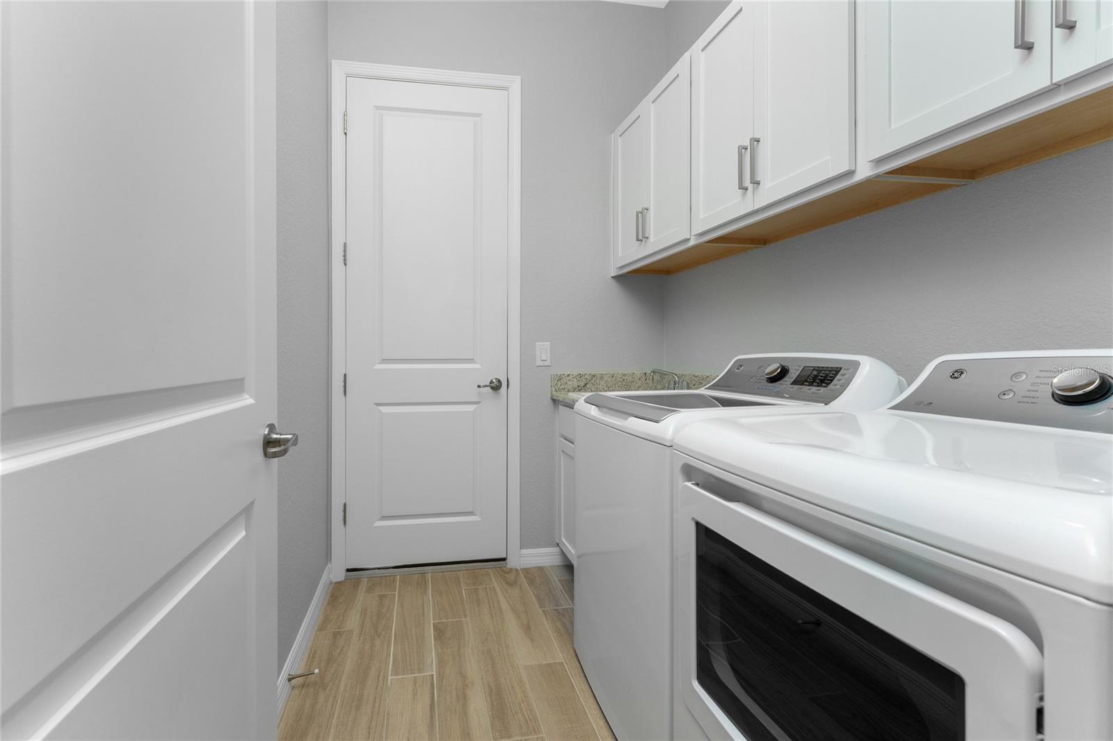 Image 24 of 56 For 25223 Keygrass Court