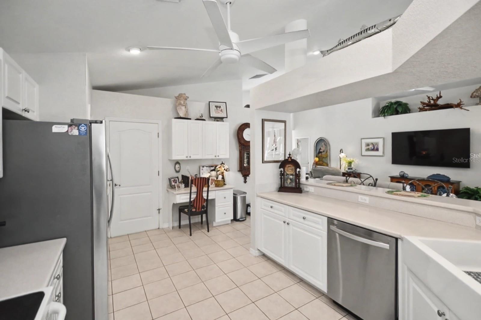 Image 17 of 43 For 314 Baytree Drive