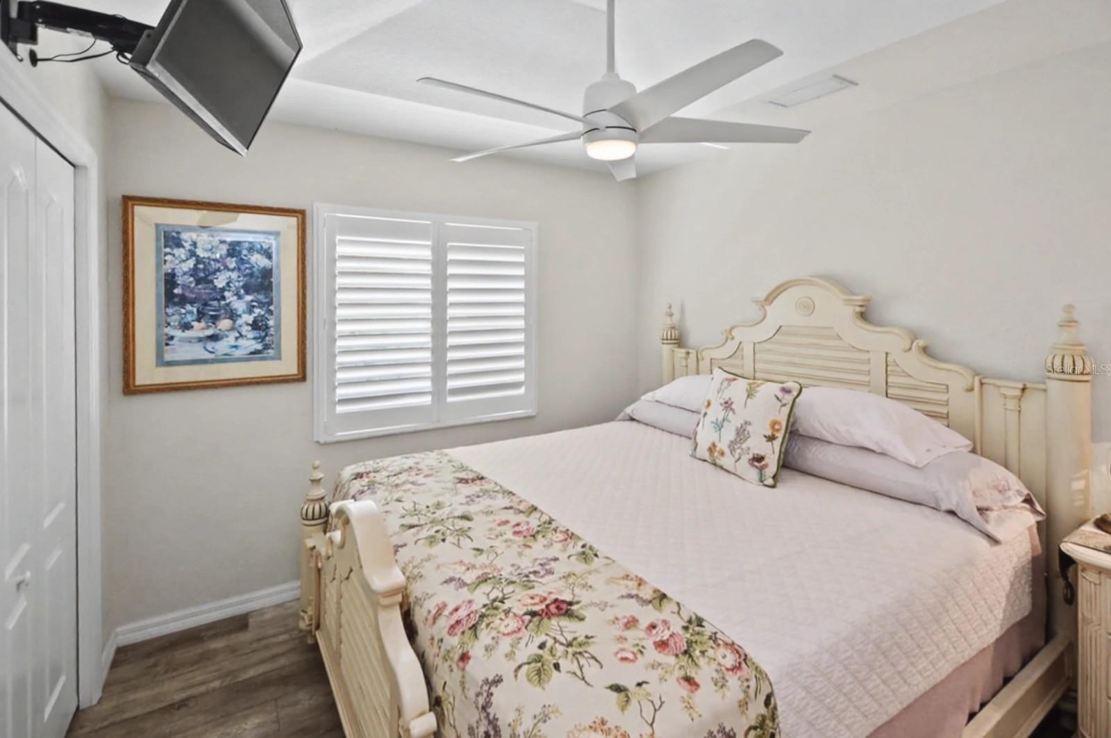 Image 29 of 43 For 314 Baytree Drive