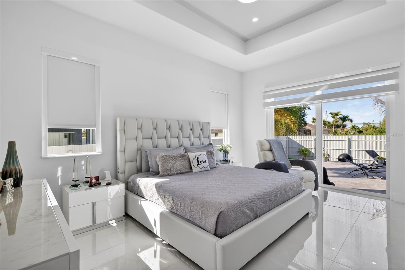 Image 24 of 50 For 523 23rd Street