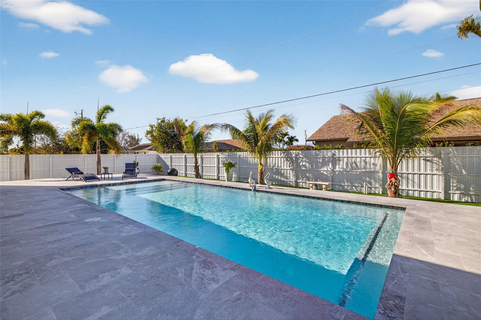 Image 42 of 50 For 523 23rd Street