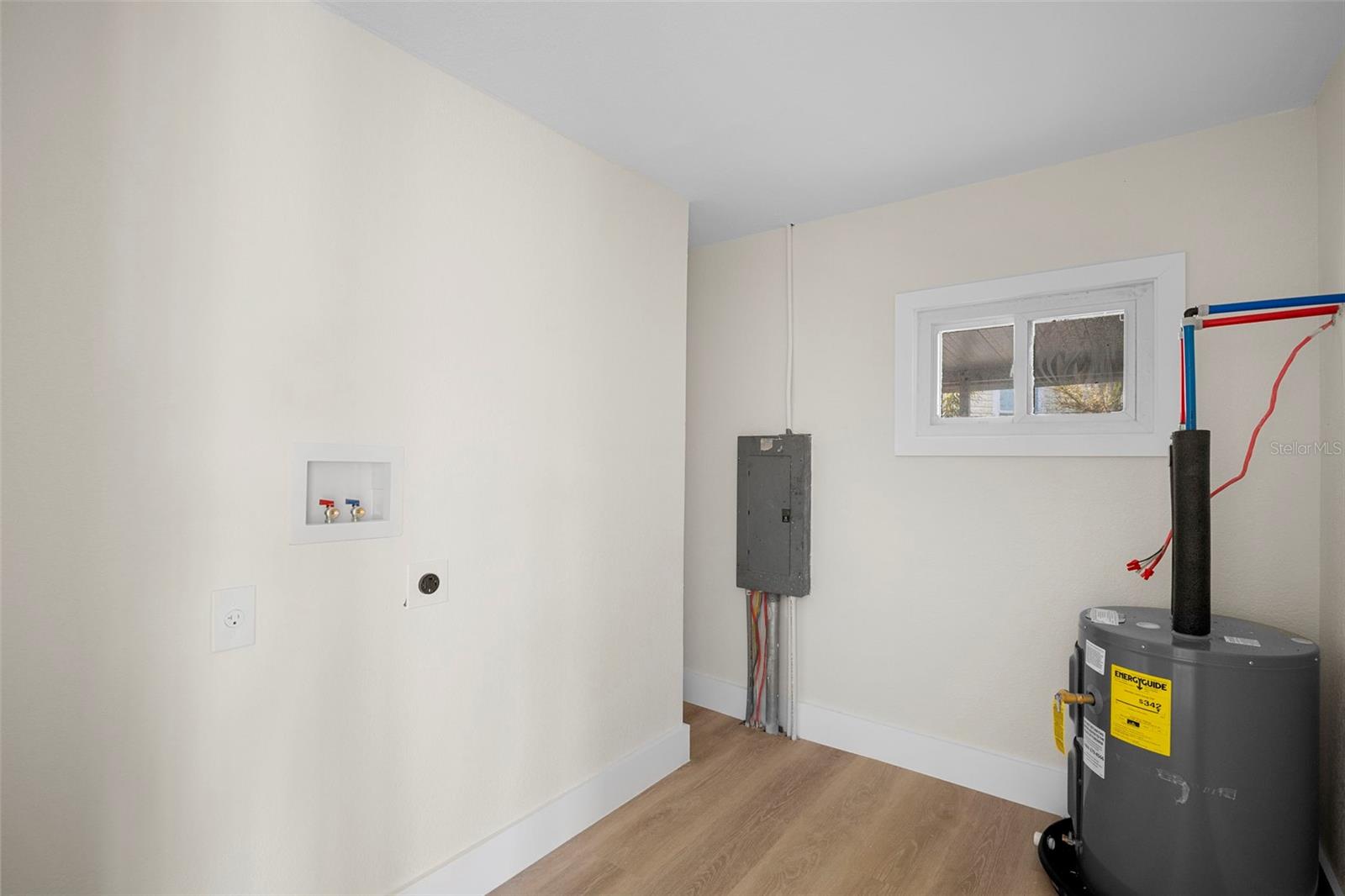 Image 14 of 22 For 3322 Sunny Harbor Drive