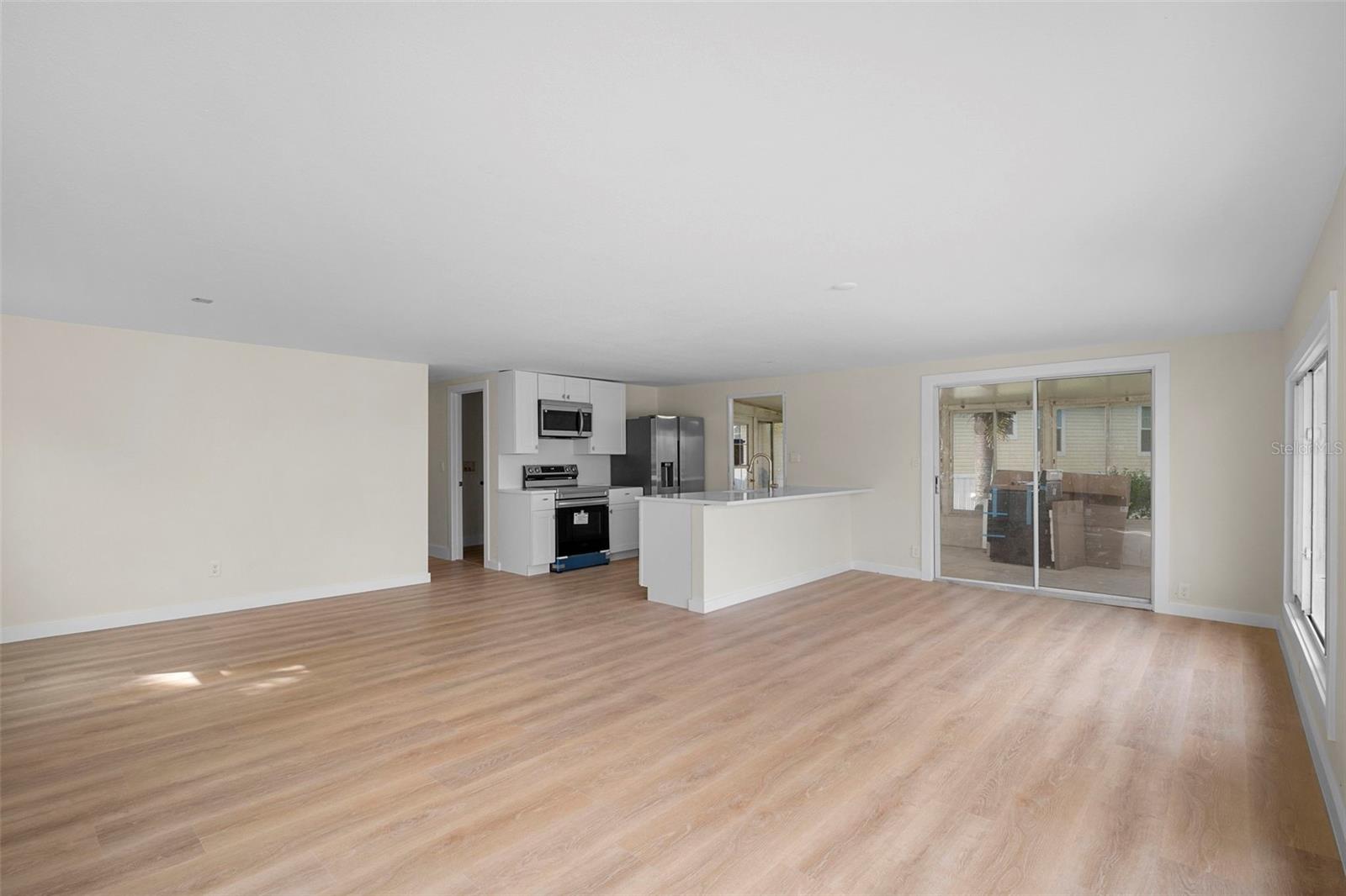 Image 7 of 22 For 3322 Sunny Harbor Drive