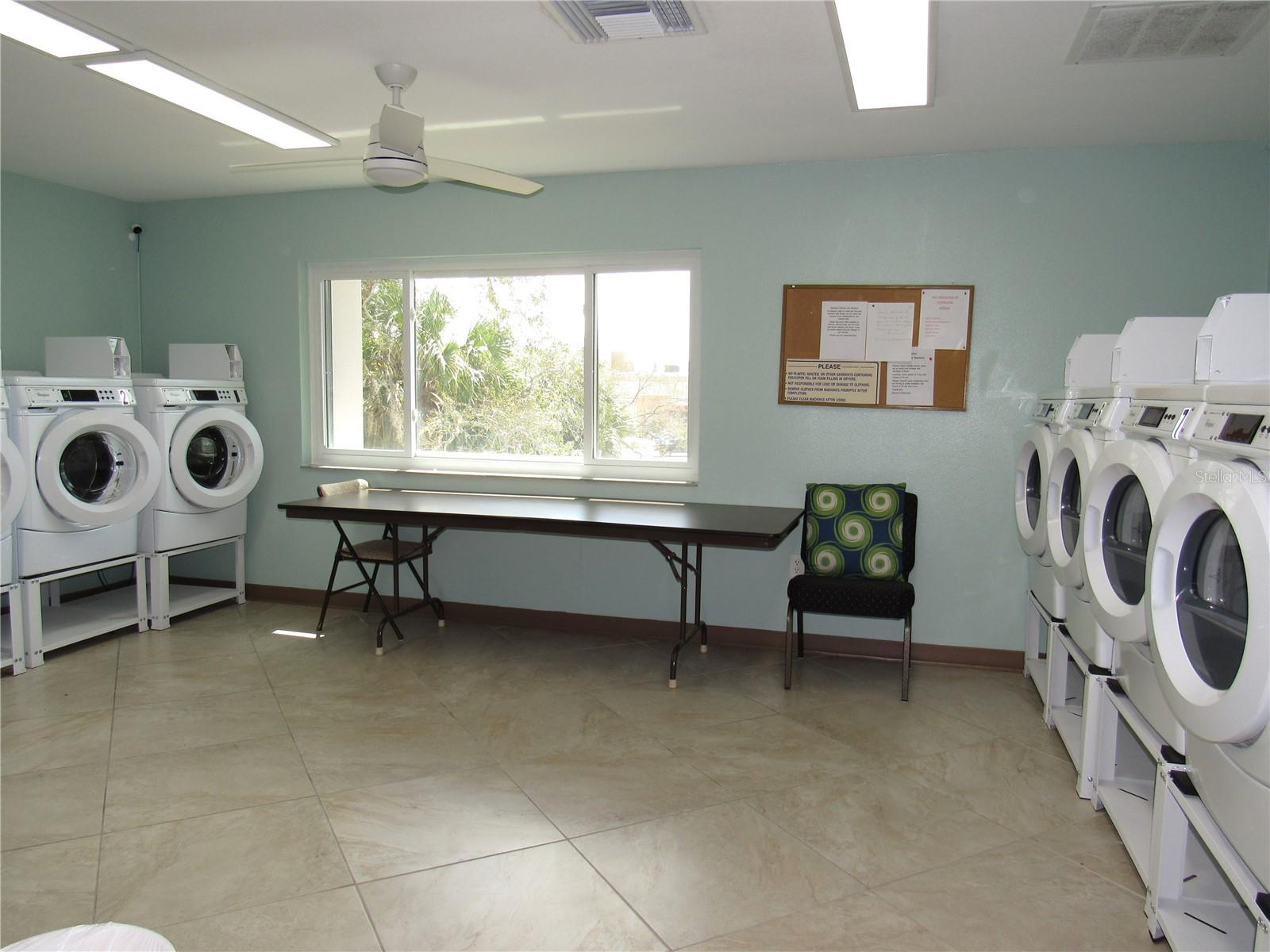 Image 26 of 37 For 21260 Brinson Avenue 212