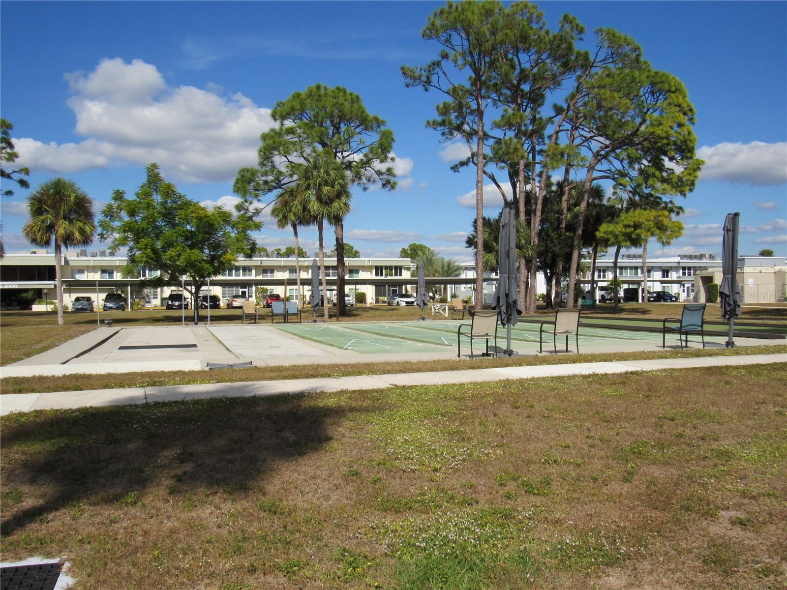 Image 36 of 37 For 21260 Brinson Avenue 212