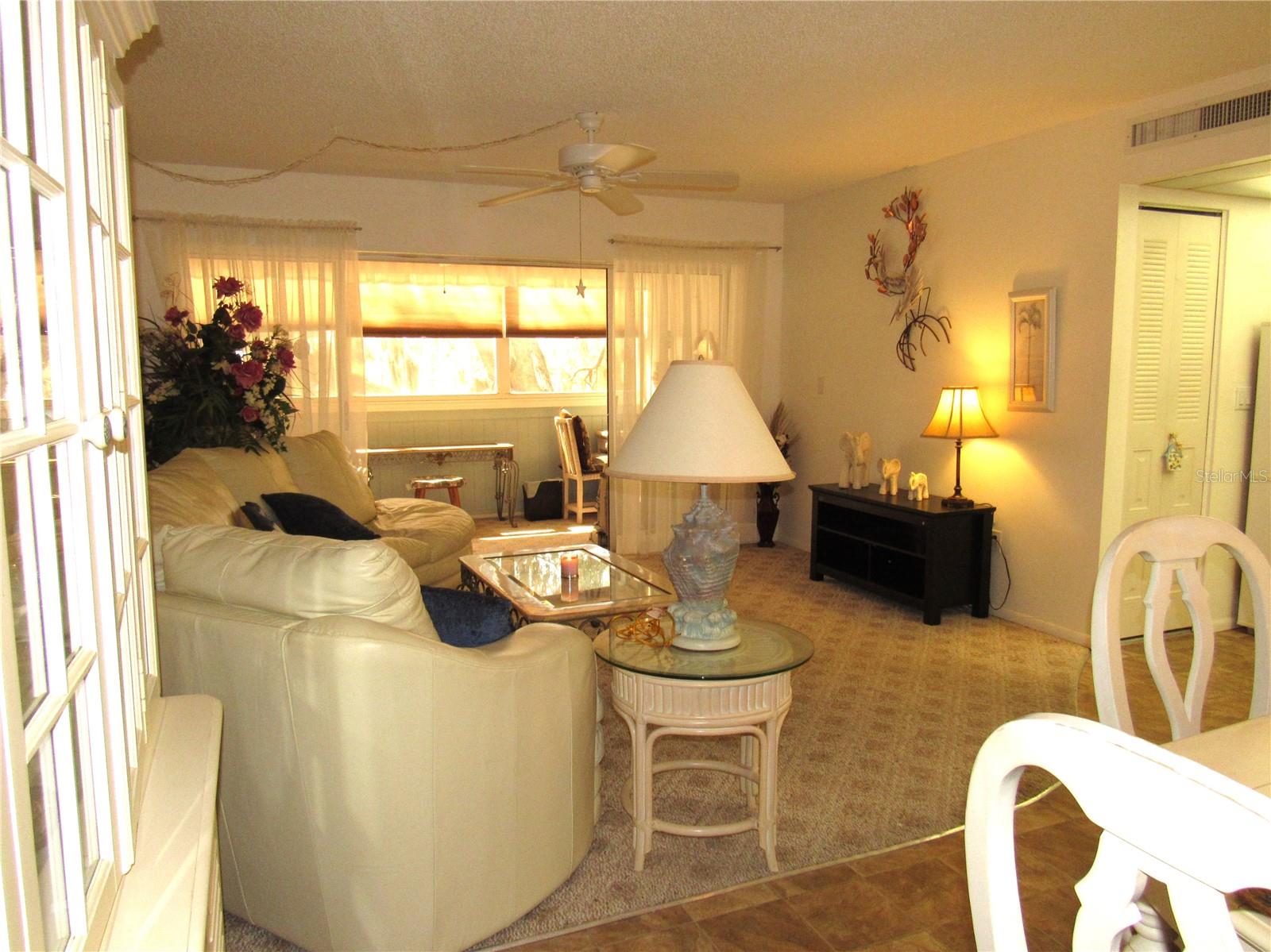 Image 7 of 37 For 21260 Brinson Avenue 212