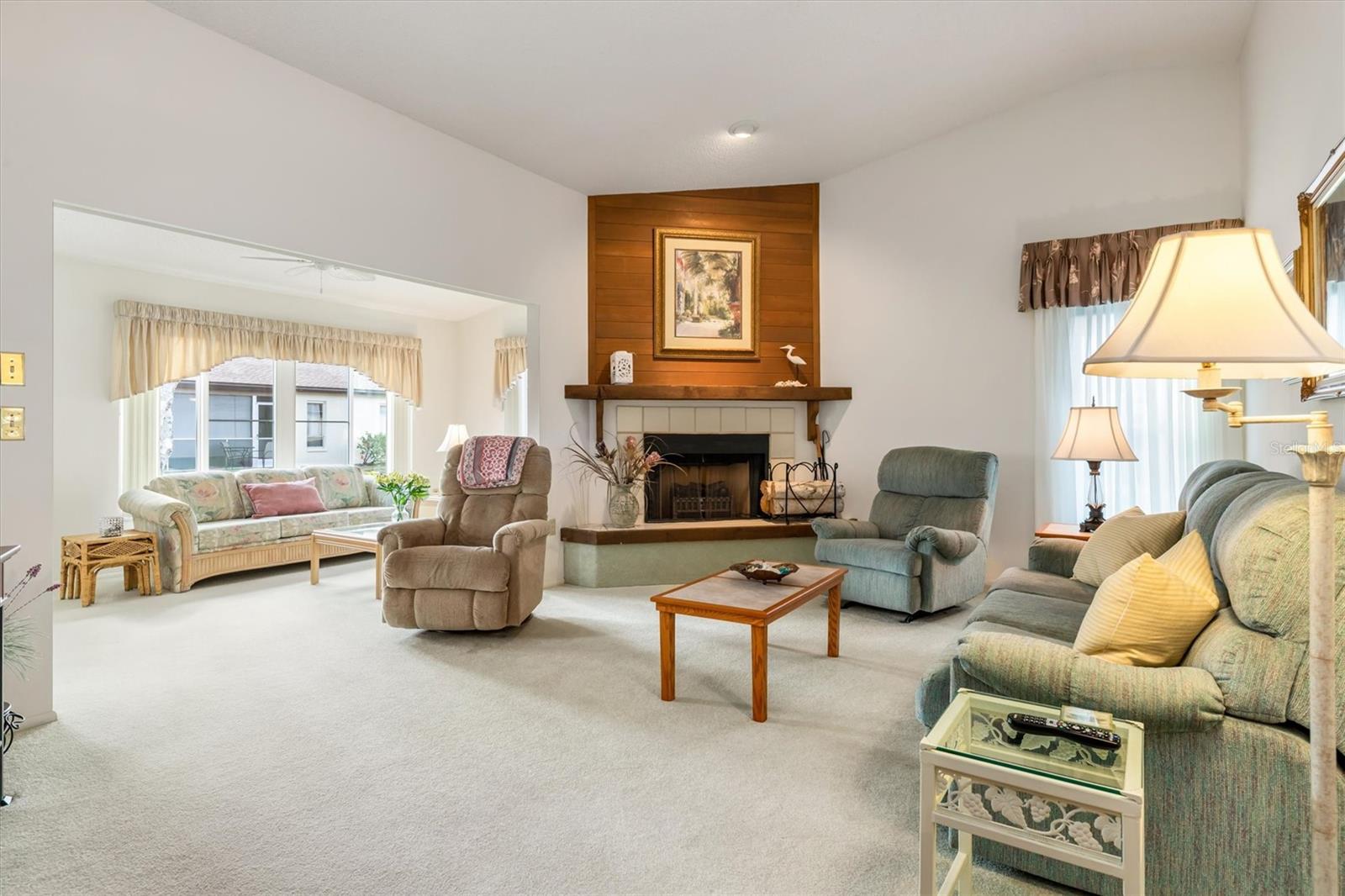 Image 3 of 44 For 626 Deerwood Avenue