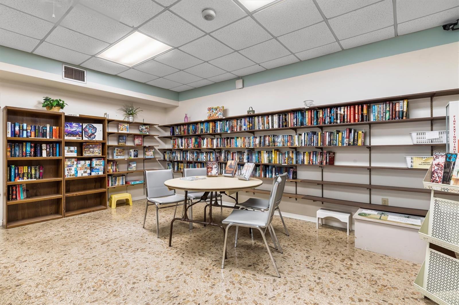 Image 39 of 44 For 626 Deerwood Avenue