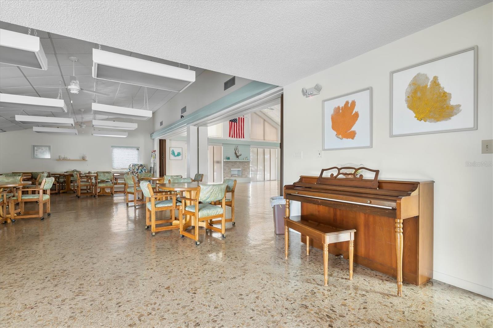 Image 40 of 44 For 626 Deerwood Avenue