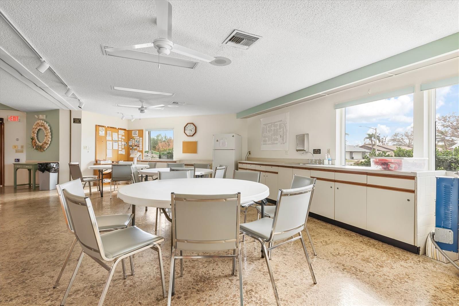 Image 41 of 44 For 626 Deerwood Avenue