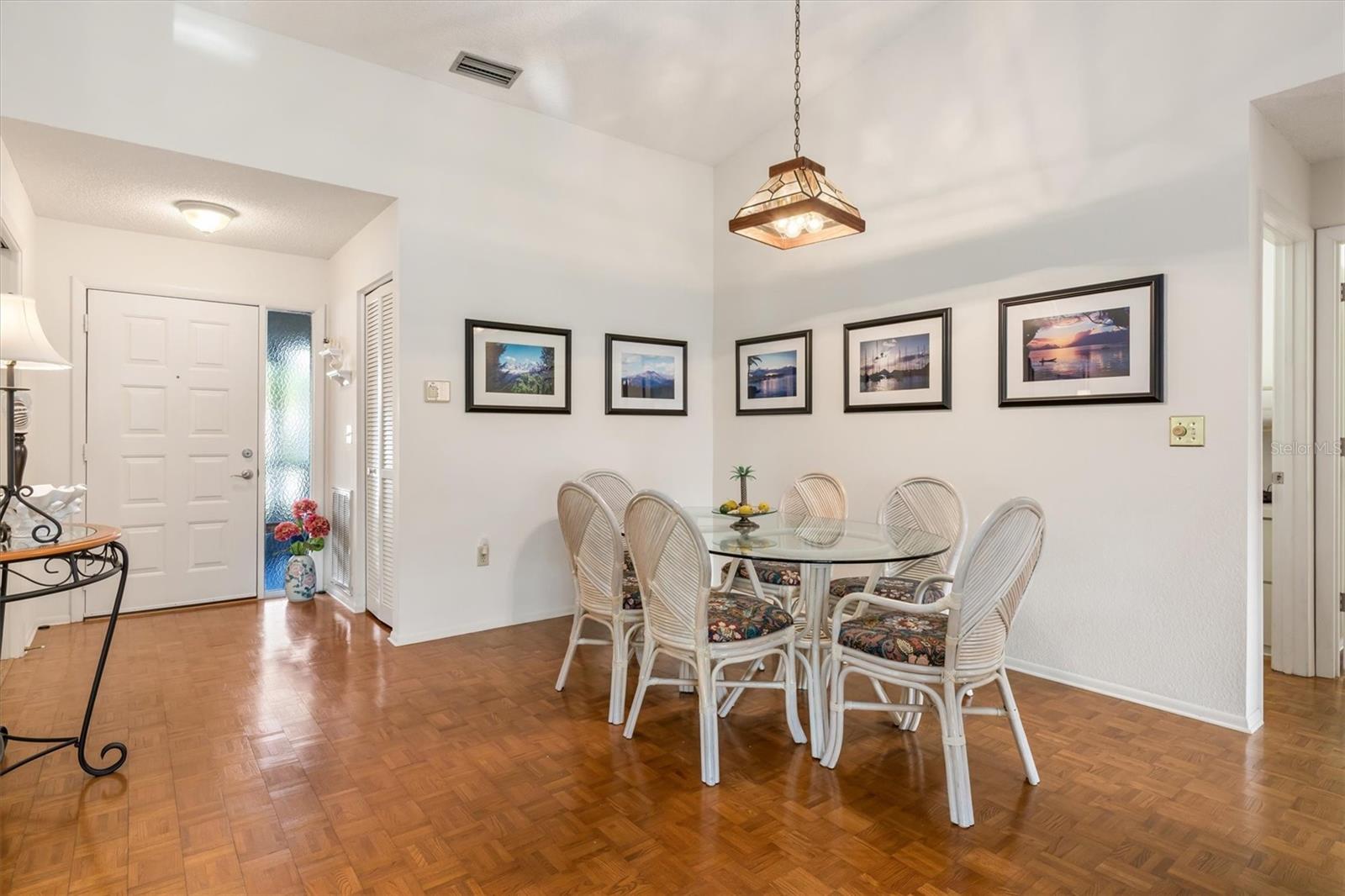 Image 5 of 44 For 626 Deerwood Avenue