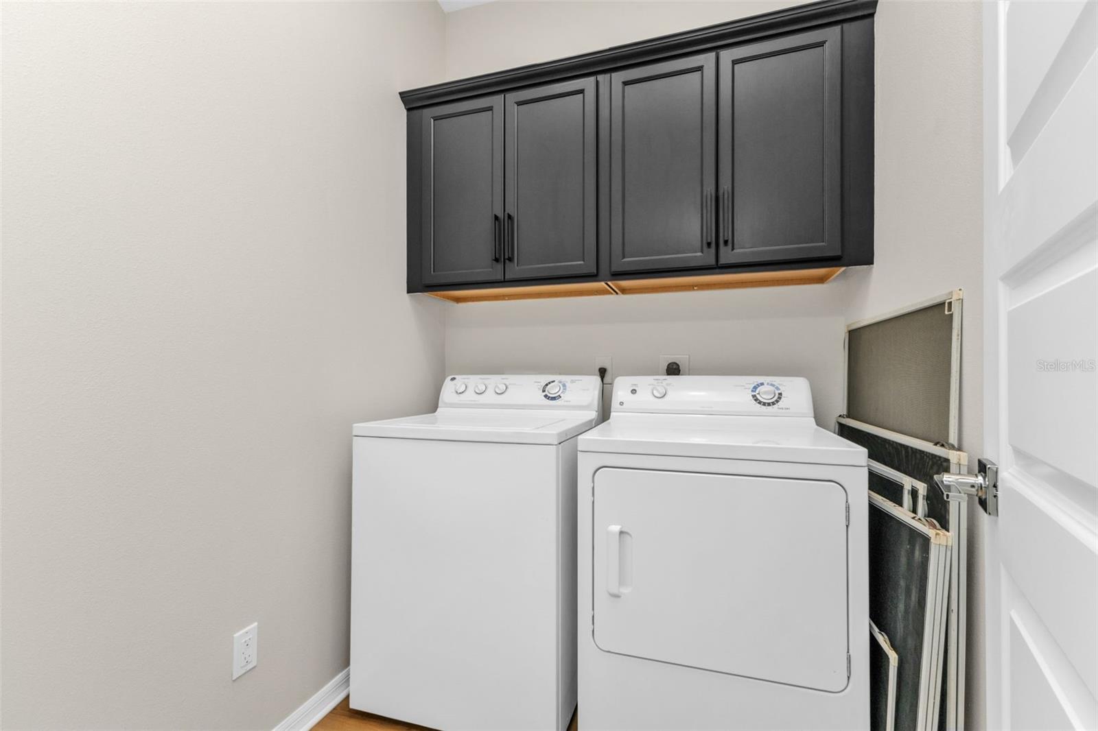 Image 16 of 38 For 1808 Kings Gate Court