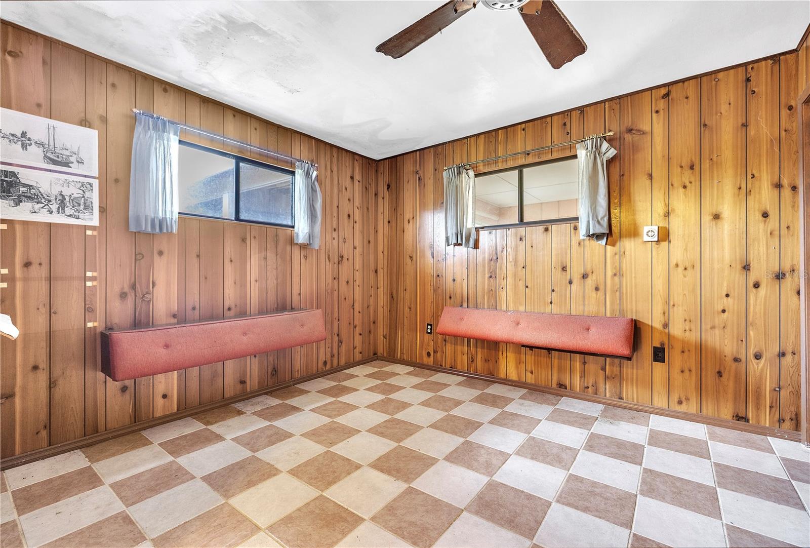 Image 13 of 47 For 440 Monza Avenue