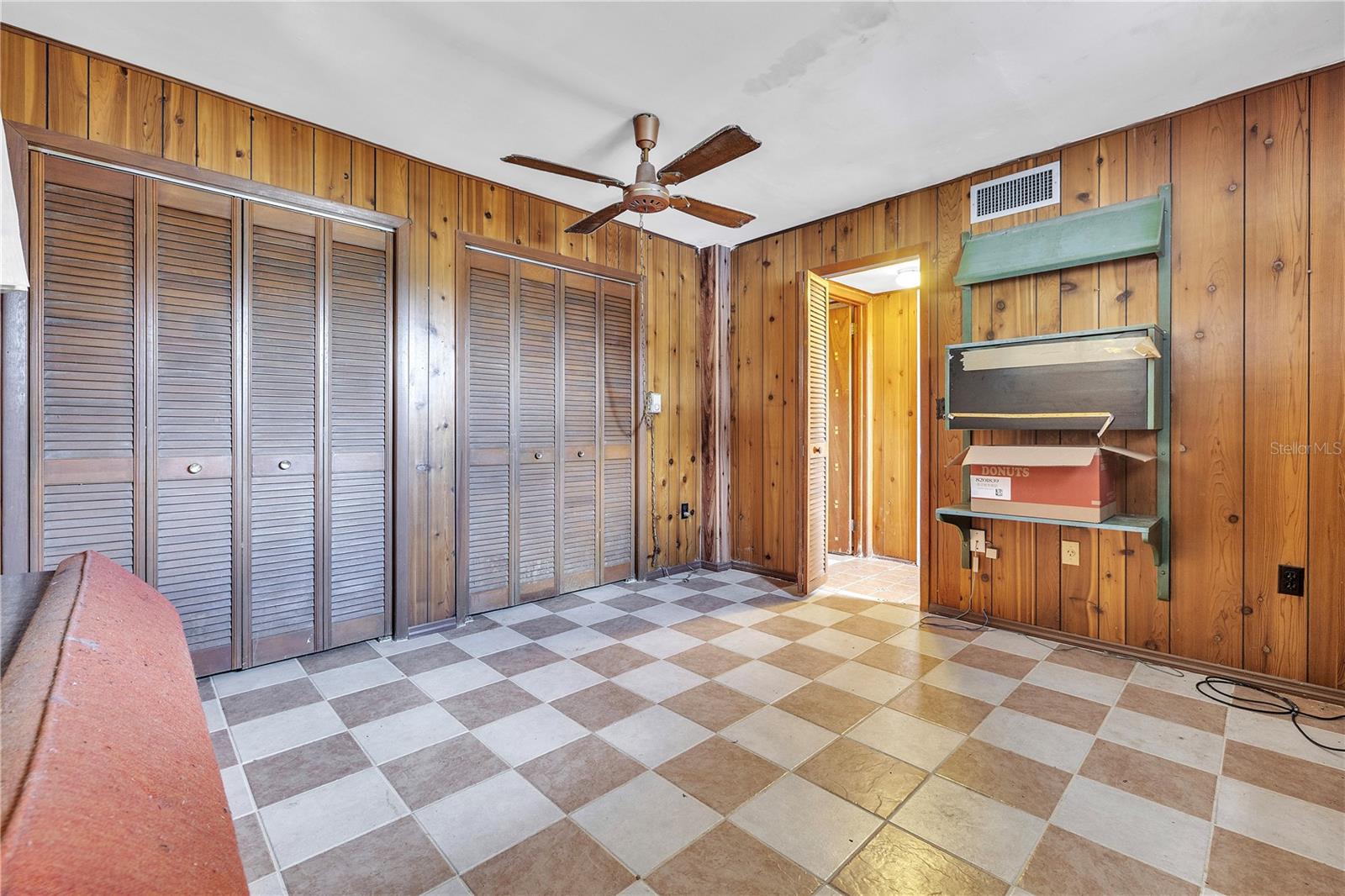 Image 14 of 47 For 440 Monza Avenue