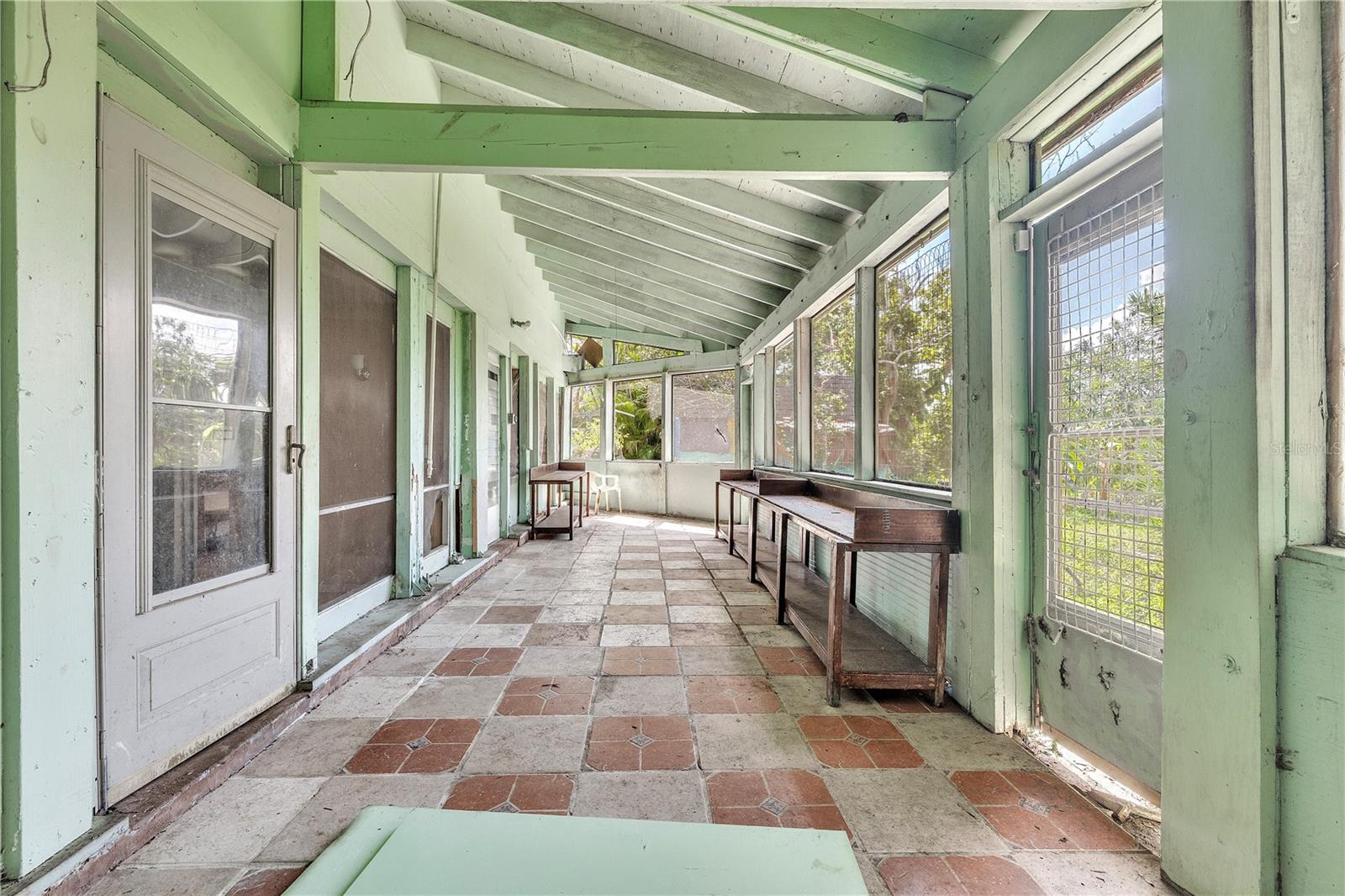 Image 27 of 47 For 440 Monza Avenue