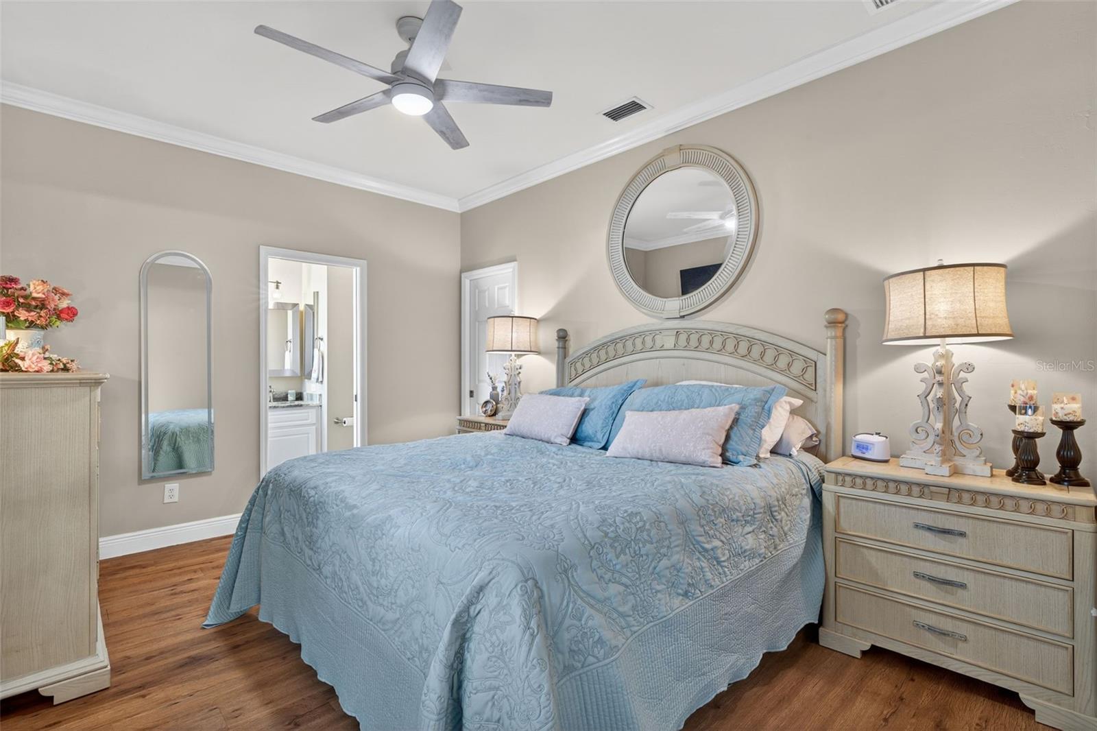 Image 18 of 51 For 10720 Parrot Cove Circle