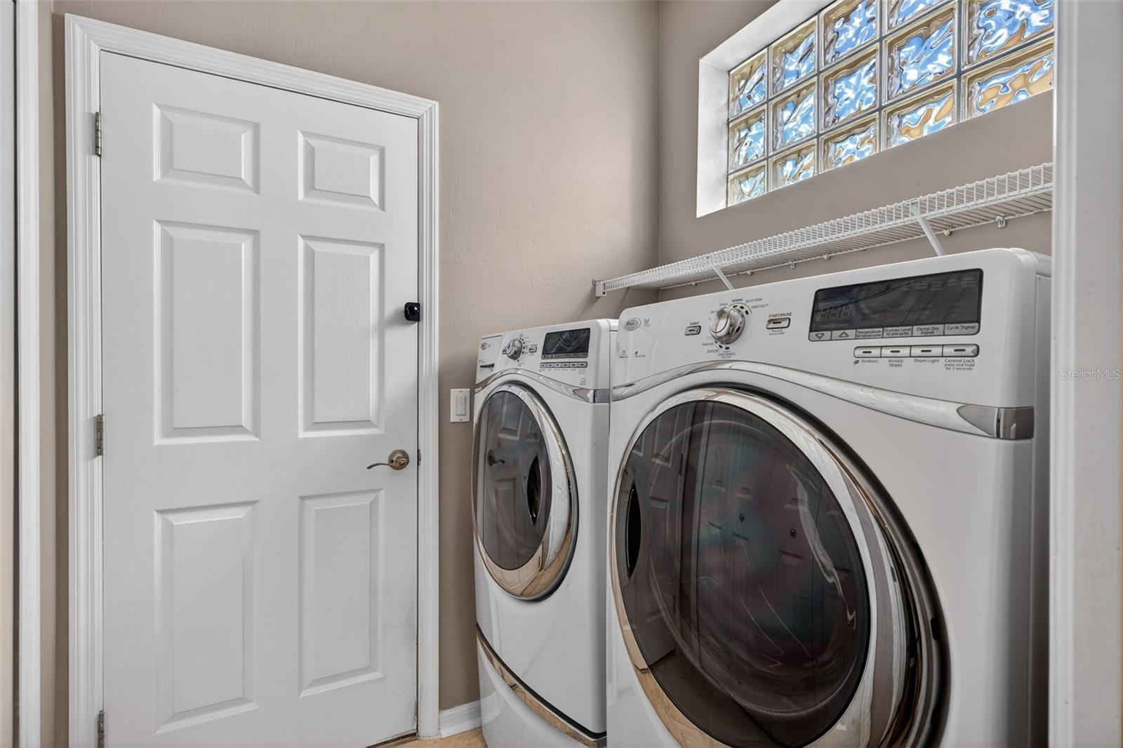 Image 24 of 51 For 10720 Parrot Cove Circle