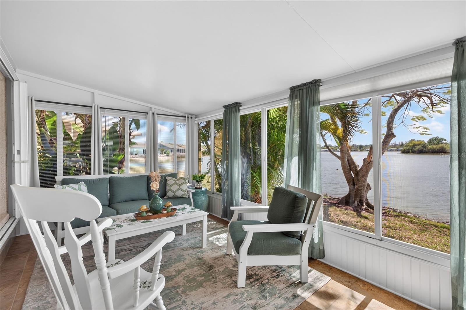 Image 28 of 51 For 10720 Parrot Cove Circle