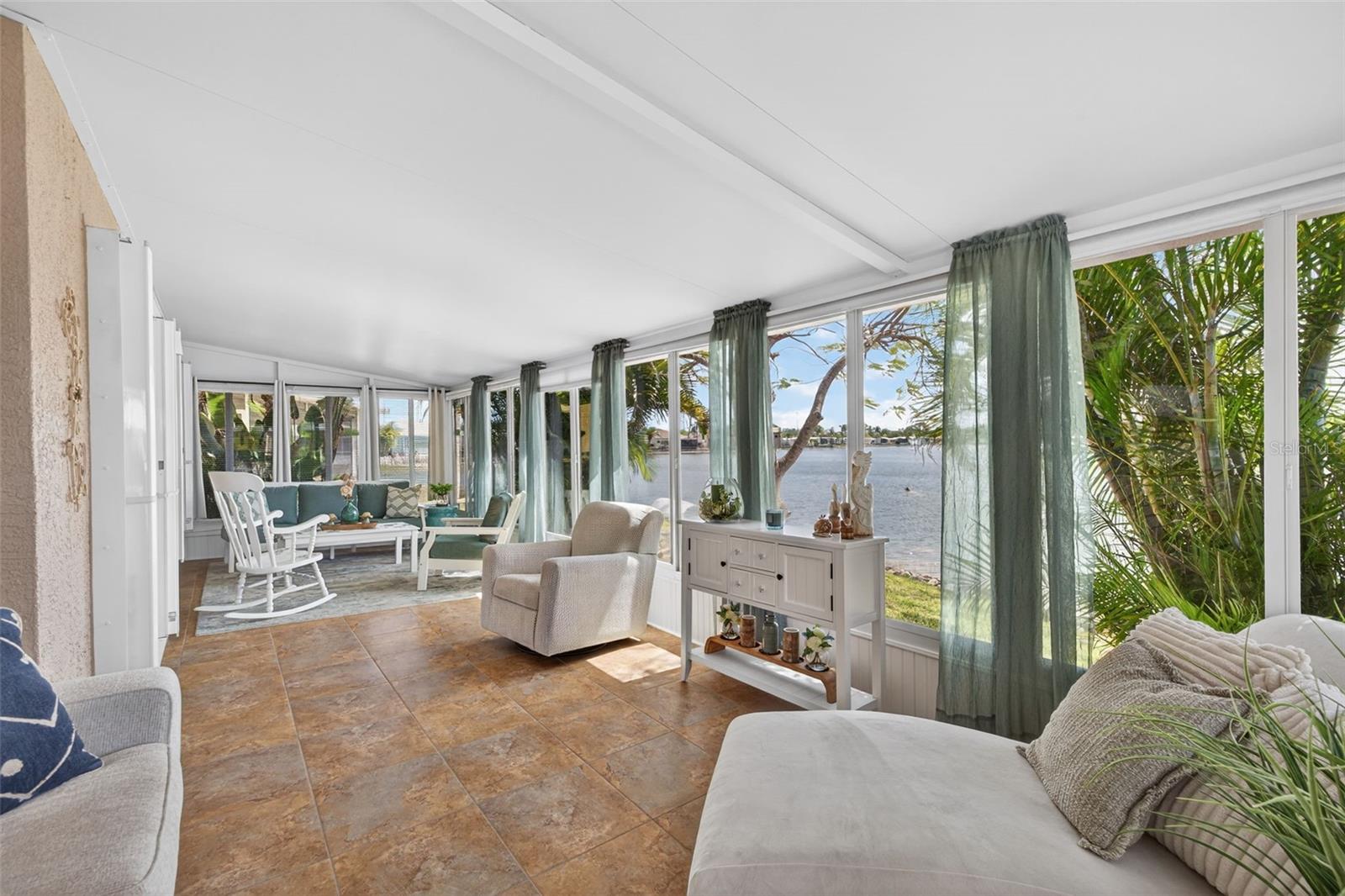 Image 29 of 51 For 10720 Parrot Cove Circle