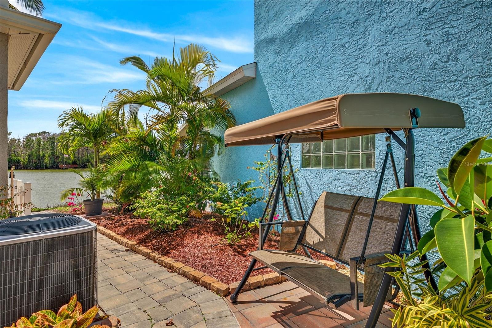 Image 31 of 51 For 10720 Parrot Cove Circle