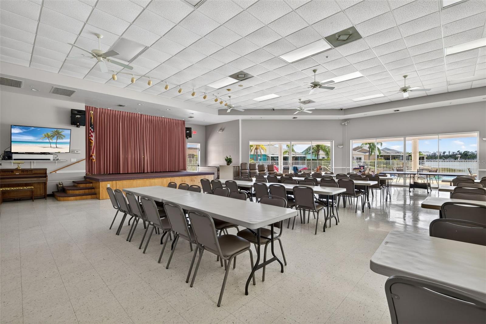 Image 36 of 51 For 10720 Parrot Cove Circle