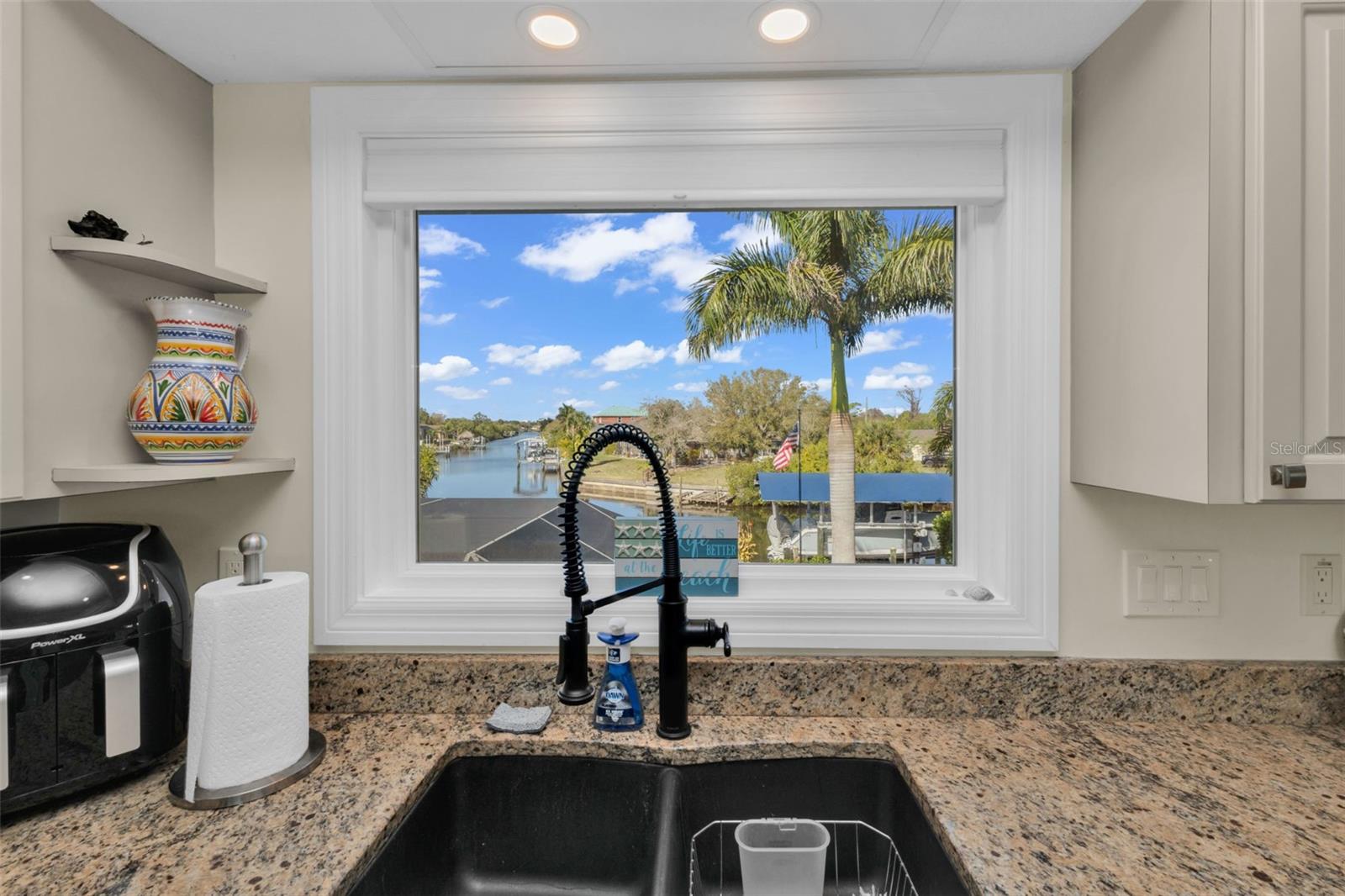 Image 14 of 95 For 4255 Spire Street