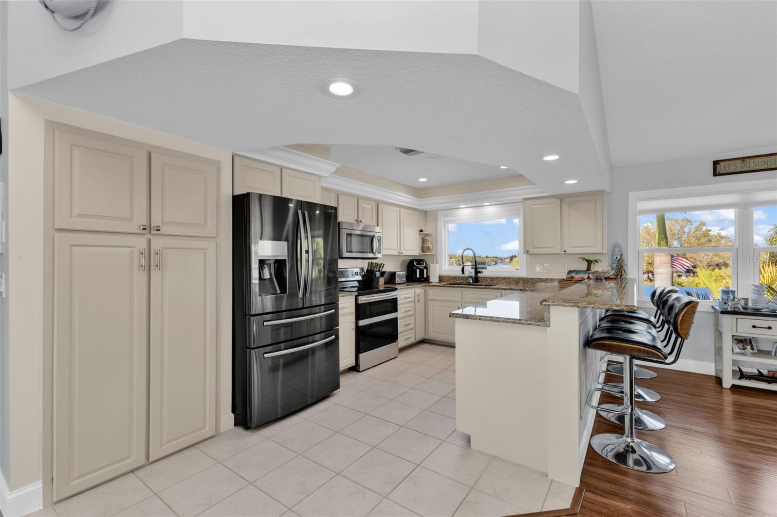 Image 16 of 95 For 4255 Spire Street