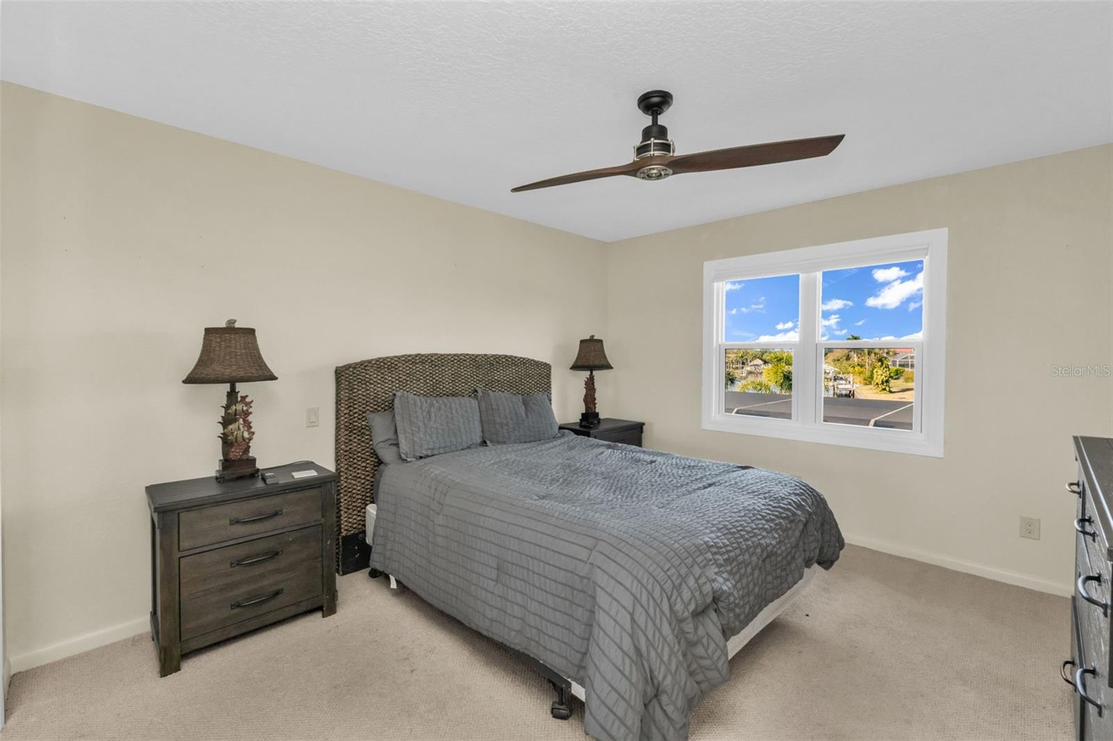 Image 70 of 95 For 4255 Spire Street