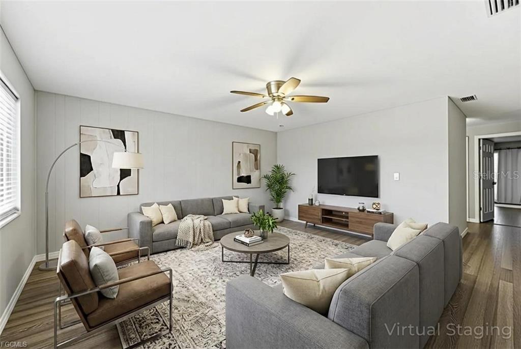 Image 4 of 12 For 22375 Edgewater Drive 205