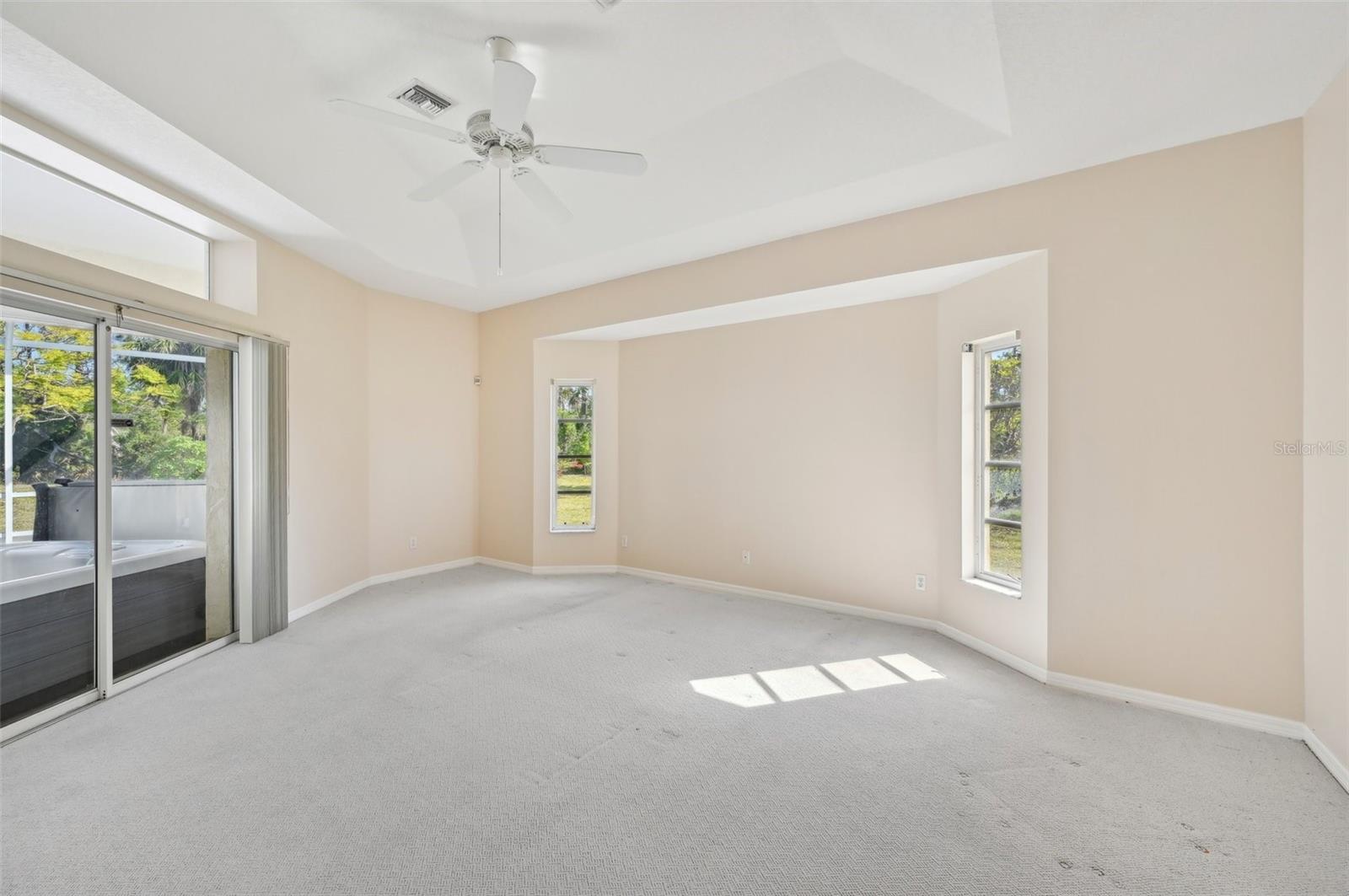 Image 16 of 34 For 3896 Slayton Avenue