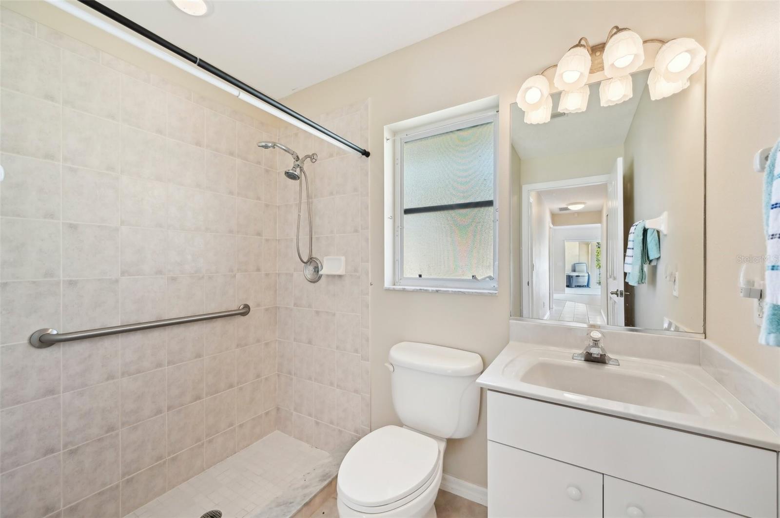 Image 5 of 34 For 3896 Slayton Avenue