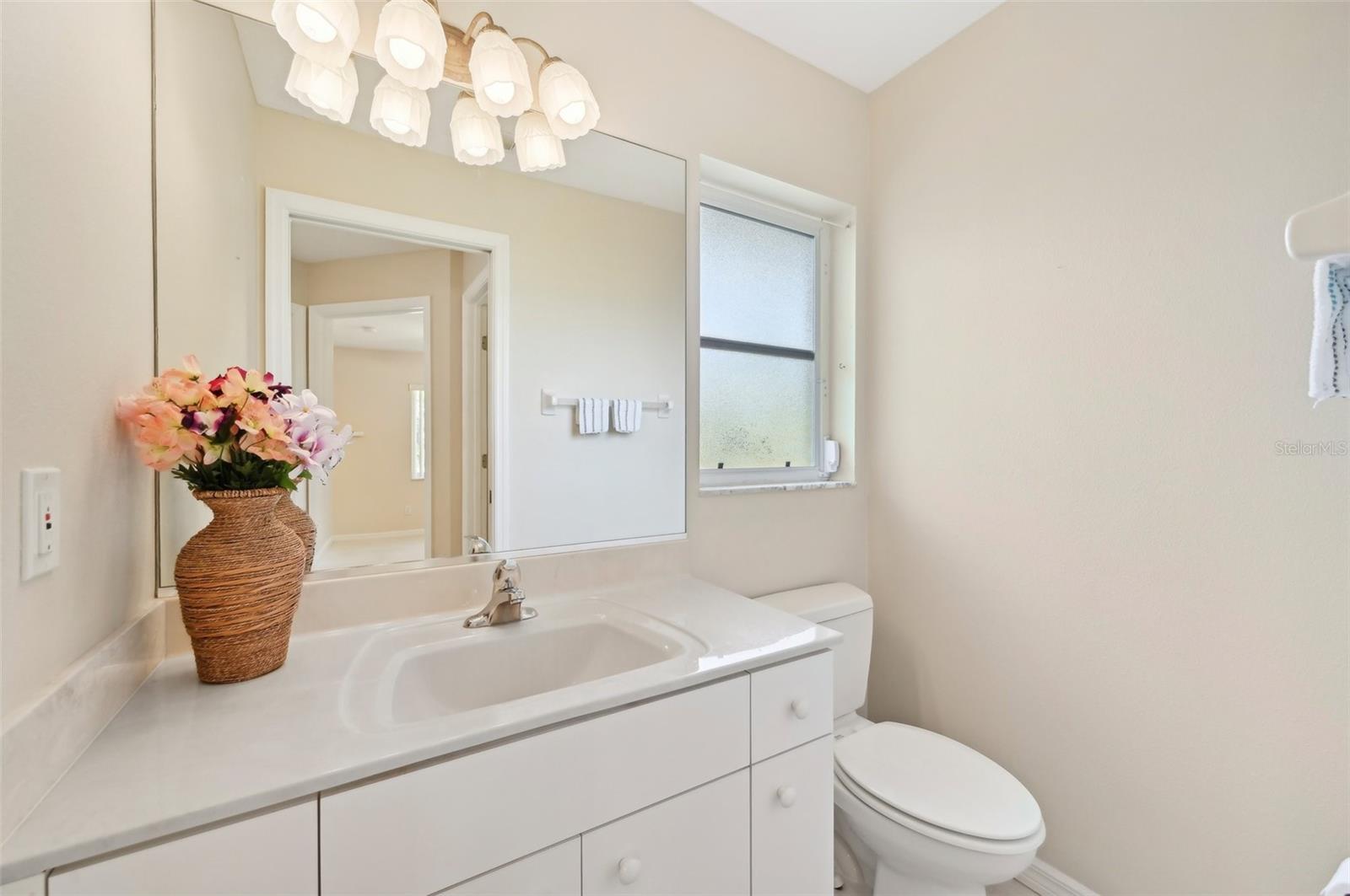 Image 6 of 34 For 3896 Slayton Avenue