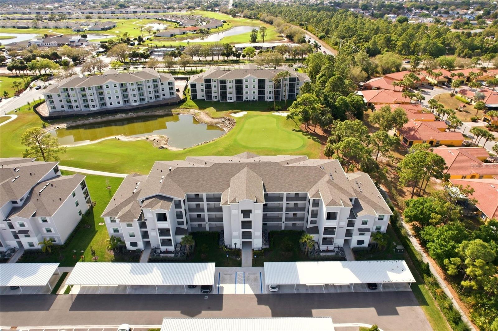 Image 36 of 48 For 18461 Copperhead Court N 422