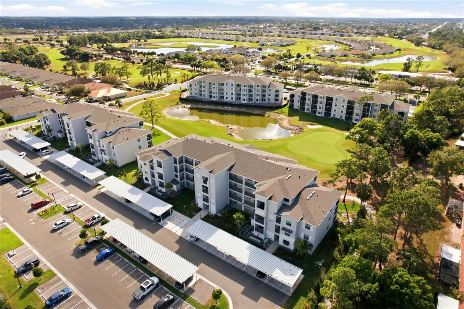 Image 37 of 48 For 18461 Copperhead Court N 422