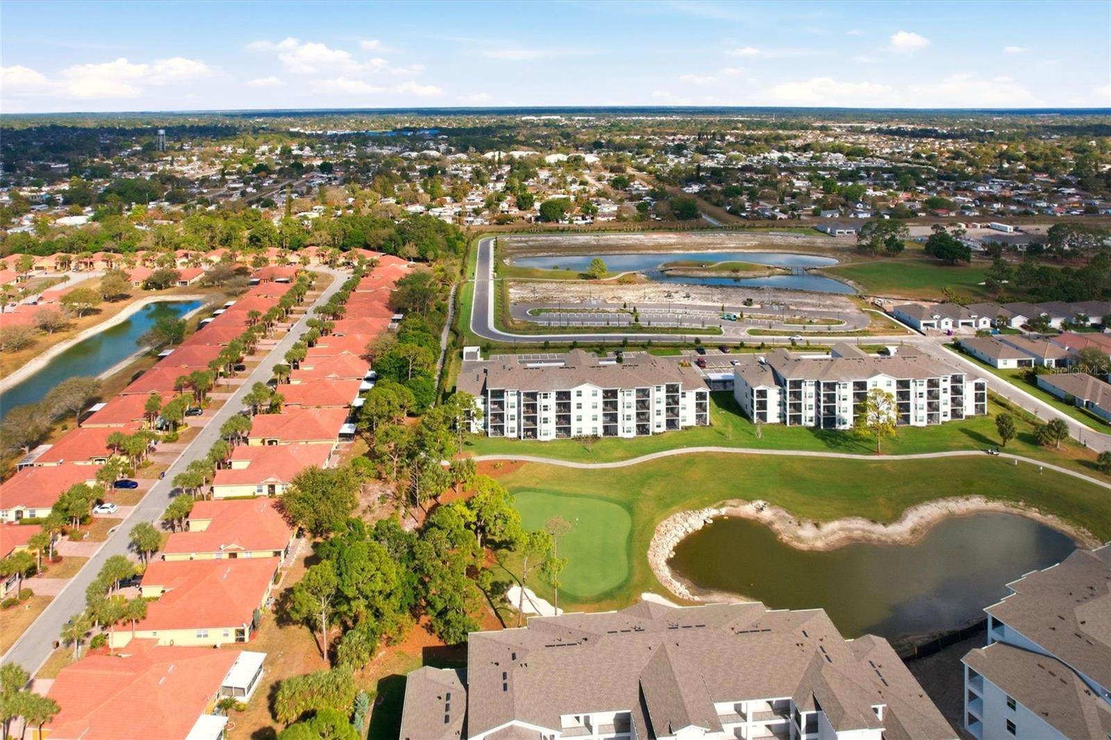 Image 41 of 48 For 18461 Copperhead Court N 422